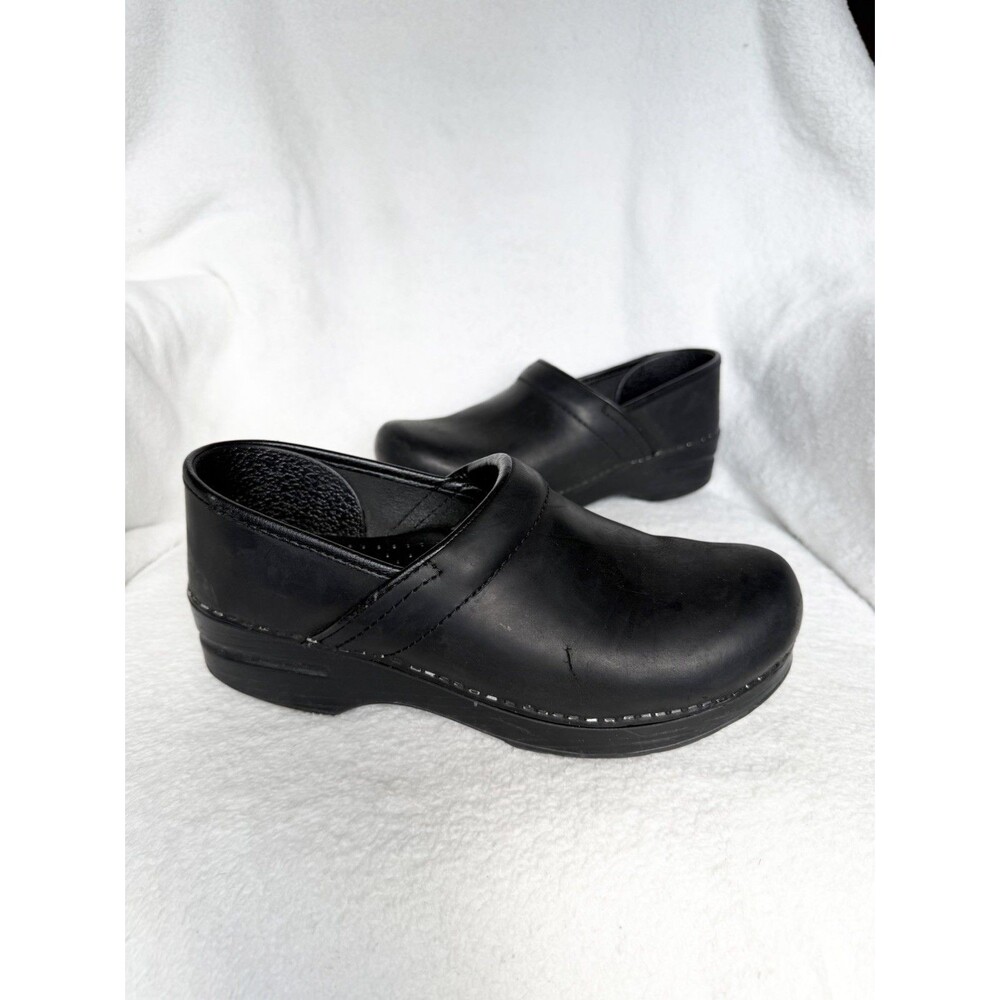 Dansko professional clogs black leather women’s size 39 US 8.5 comfy healthcare